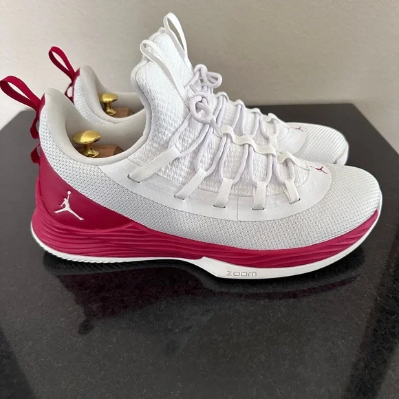 Jordan White and Red Sneakers - Picture 2 of 6